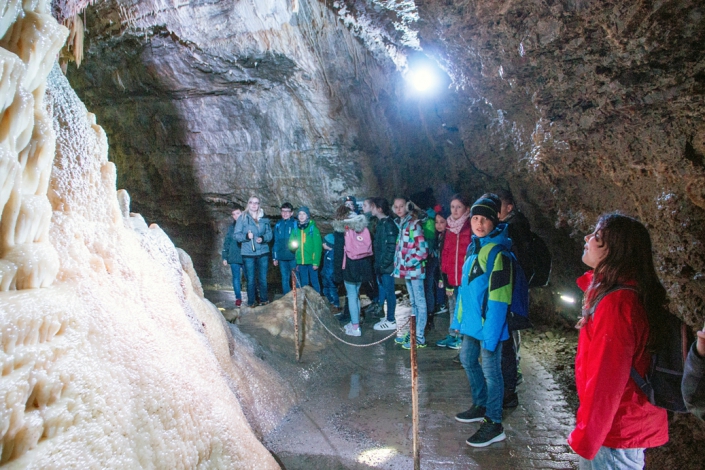 5c_Tropfsteinhöhle_Gymn_Amorbach